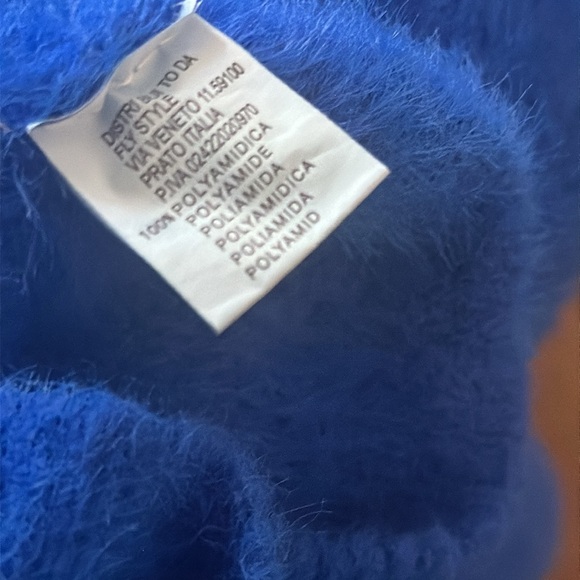 Via Veneto Prato Italia cobalt blue Fuzzy stretchy sweater size fits S/M NWOT - Picture 6 of 7